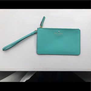 Kate Spade Cedar Street Slim Bee Wristlet